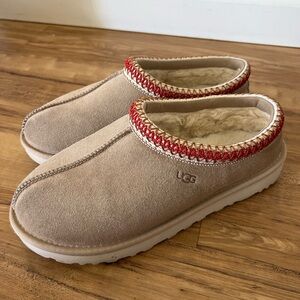 UGG Women’s Tasman Slippers - Sand